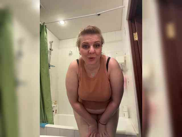Veronika_Gold webcam
