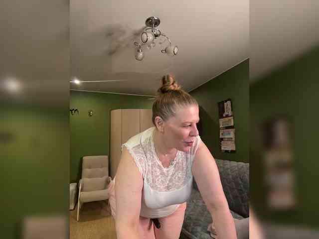 Veronika_Gold webcam