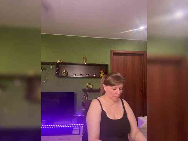 Veronika_Gold webcam