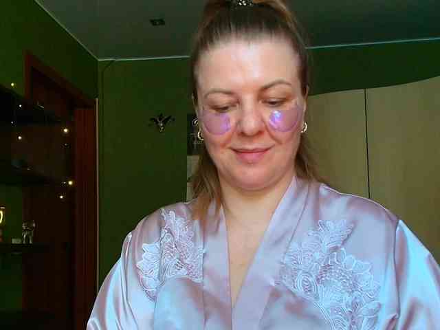 veronika_gold's live room