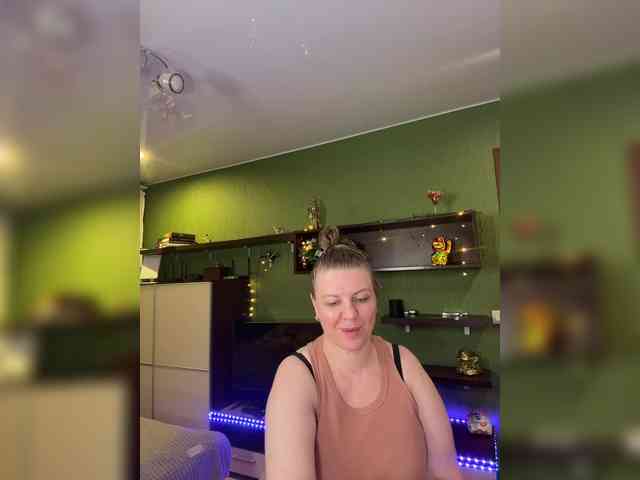 Veronika_Gold webcam