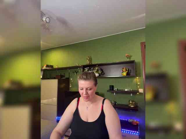 Veronika_Gold webcam