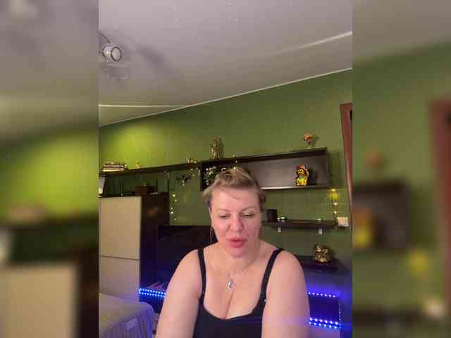 Veronika_Gold webcam