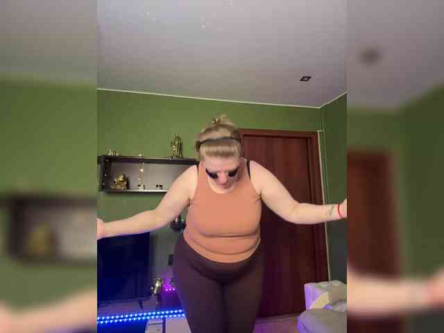 Veronika_Gold webcam