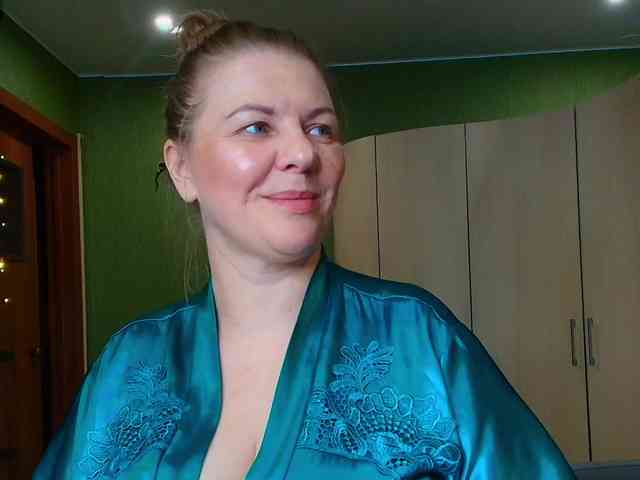 Veronika_Gold webcam