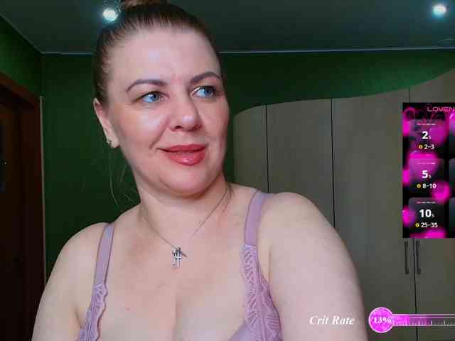 Veronika_Gold webcam