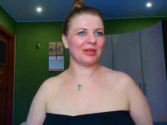 Veronika_Gold webcam