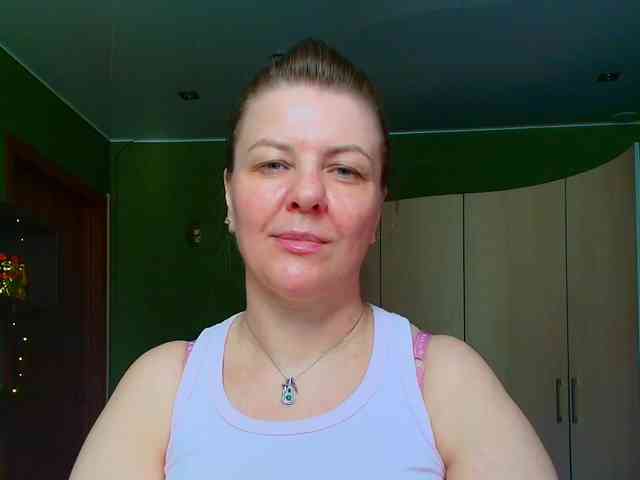 Veronika_Gold webcam