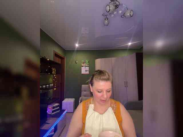 Veronika_Gold webcam