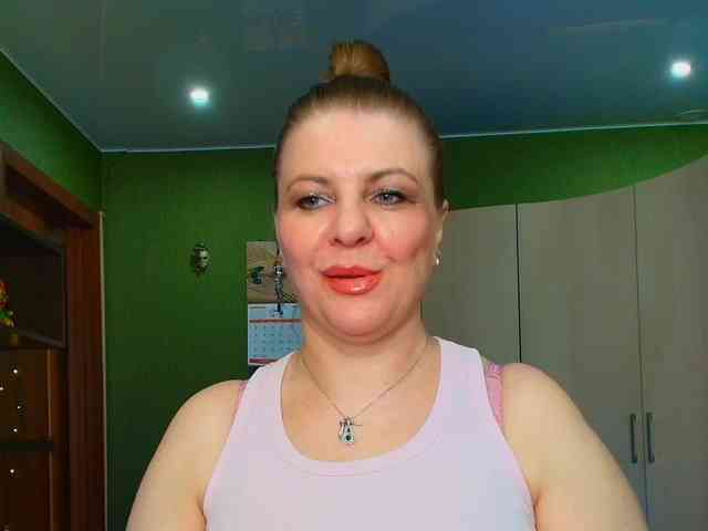 Veronika_Gold webcam
