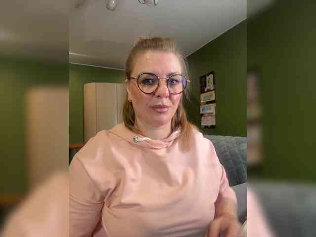Veronika_Gold webcam