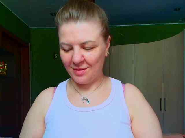 Veronika_Gold webcam