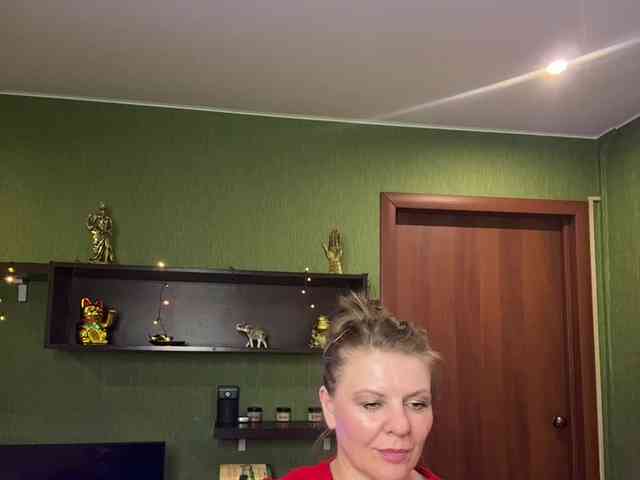 Veronika_Gold webcam
