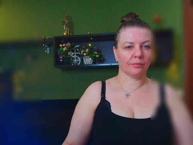 Veronika_Gold webcam