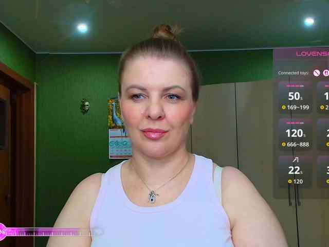 Veronika_Gold webcam