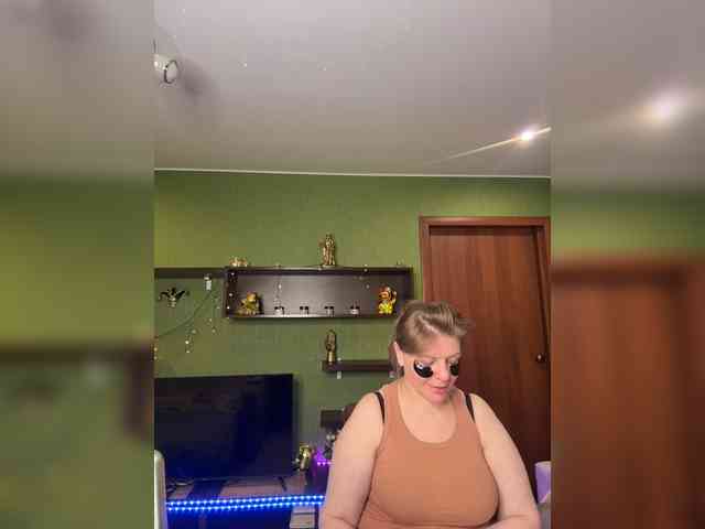 Veronika_Gold webcam