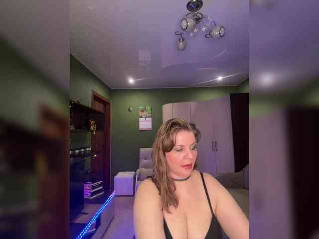 Veronika_Gold webcam