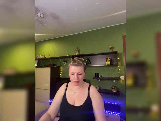 Veronika_Gold webcam