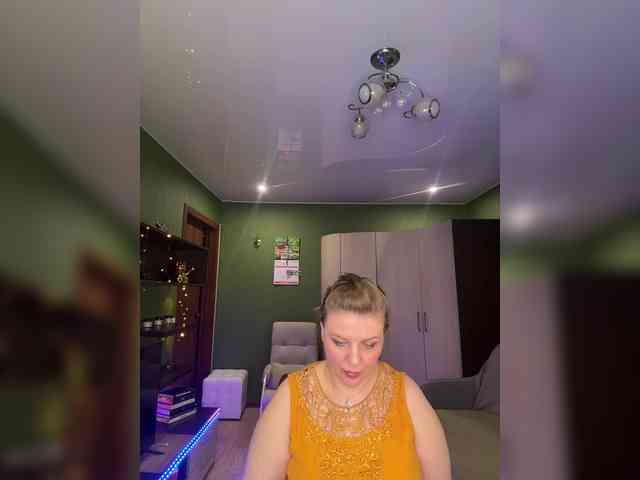 Veronika_Gold webcam