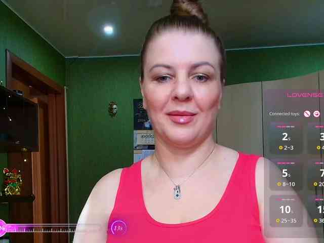 Veronika_Gold webcam