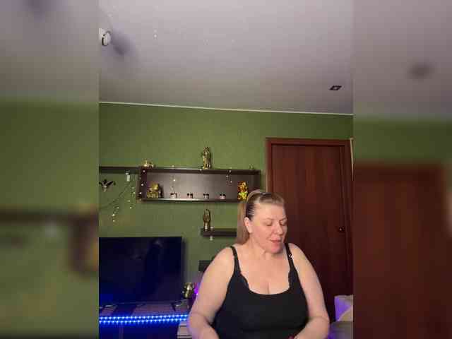 Veronika_Gold webcam