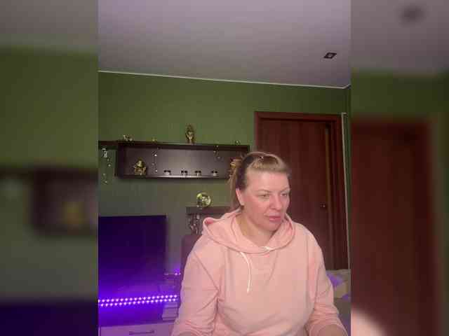 Veronika_Gold webcam