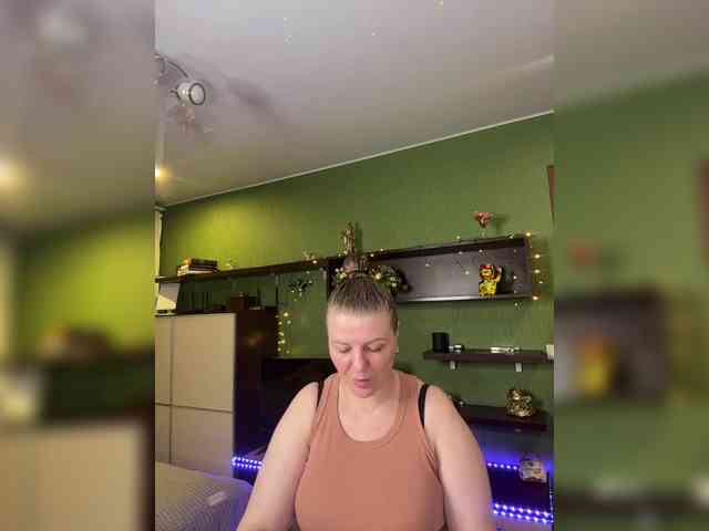 Veronika_Gold webcam