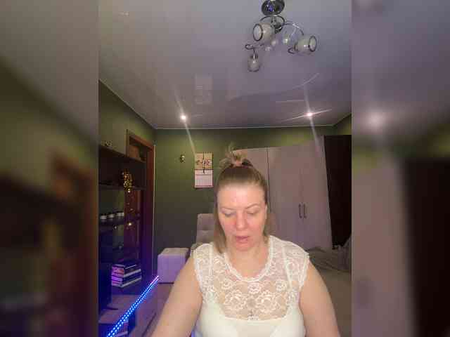 Veronika_Gold webcam