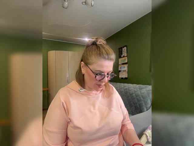 Veronika_Gold webcam