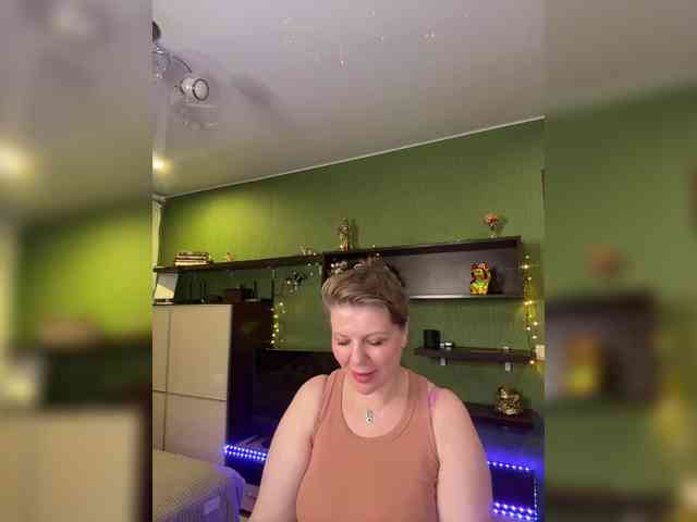 Veronika_Gold webcam