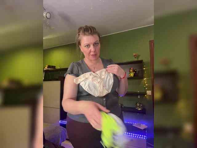 Veronika_Gold webcam