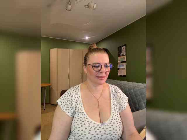 Veronika_Gold webcam