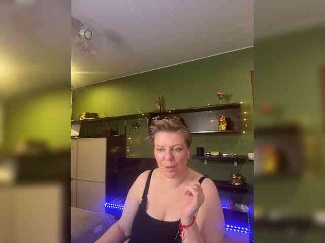 Veronika_Gold webcam