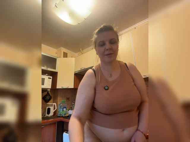 Veronika_Gold webcam