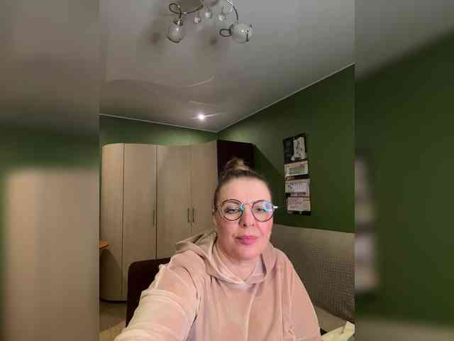 Veronika_Gold webcam