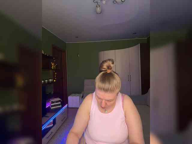 Veronika_Gold webcam