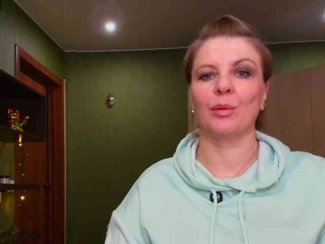 Veronika_Gold webcam