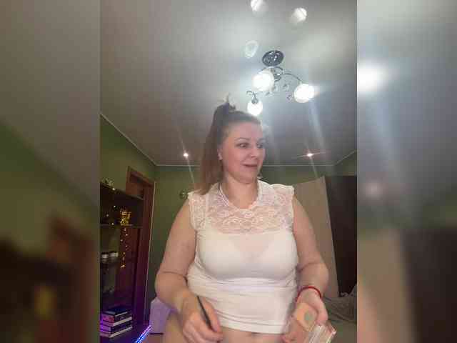 Veronika_Gold webcam