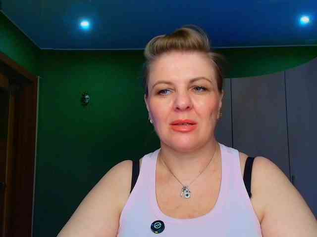 Veronika_Gold webcam