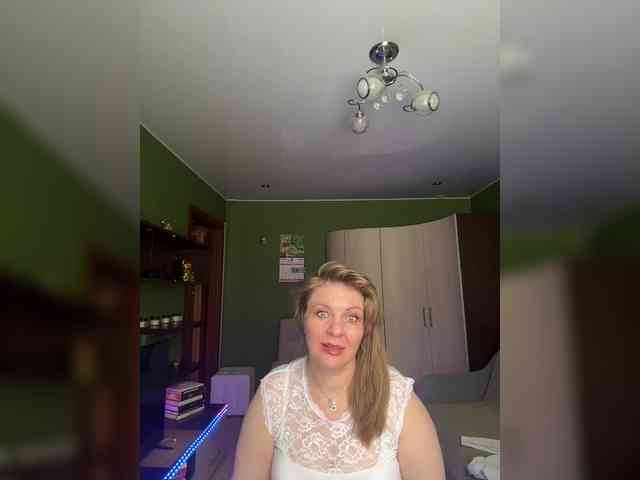 Veronika_Gold webcam