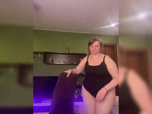 Veronika_Gold webcam