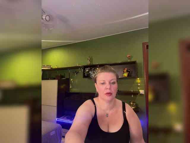 Veronika_Gold webcam