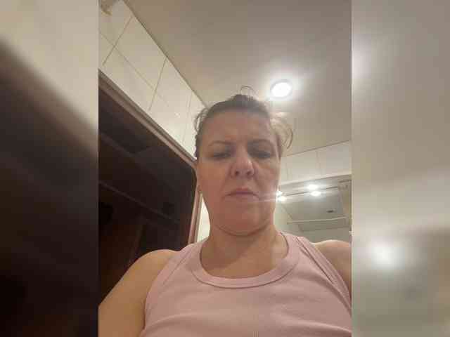 Veronika_Gold webcam