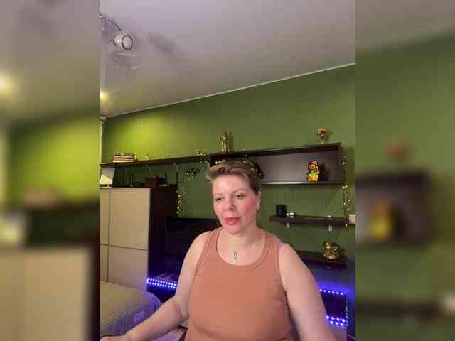 Veronika_Gold webcam