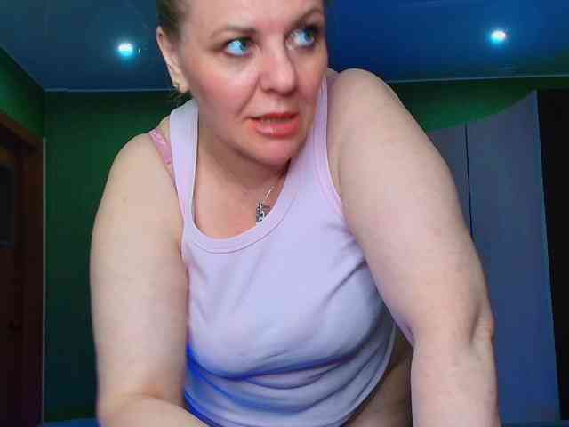 Veronika_Gold webcam