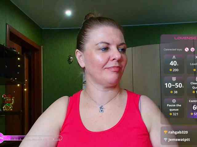 Veronika_Gold webcam