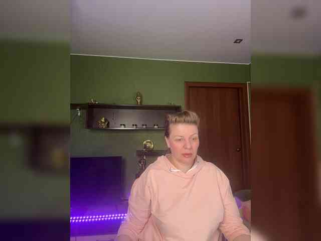 Veronika_Gold webcam