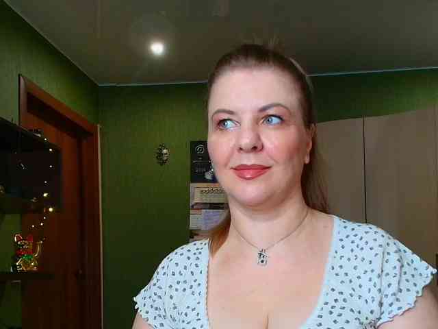Veronika_Gold webcam