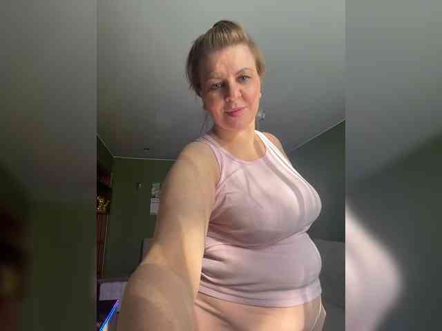 Veronika_Gold webcam