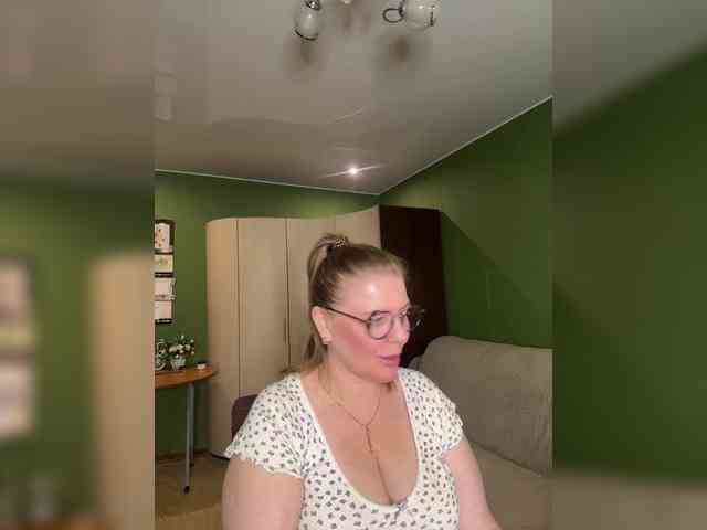 Veronika_Gold webcam